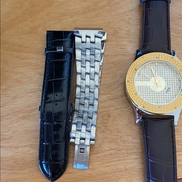 watch - Picture 5 of 7